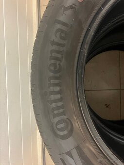 Continental 235/55/R18 - 2