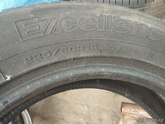 235/60/18 letni pneu GOODYEAR 235 60 18 - 2