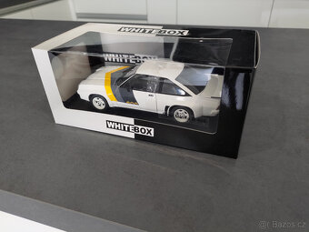 1:24 Opel Manta B400 - WHITEBOX - 2