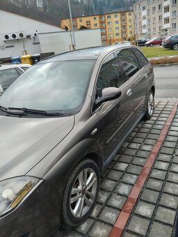 Prodám Fiat Croma 1.9 JTD z pozůstalosti - 2