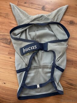 Maska proti hmyzu Bucas - 2