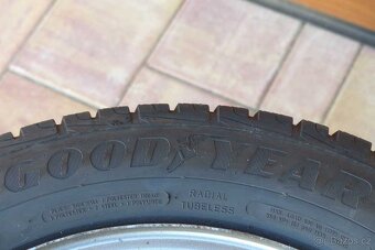 Zimní sada kol 205/60 R16 Škoda Octavia IV / VW GOLF - 2