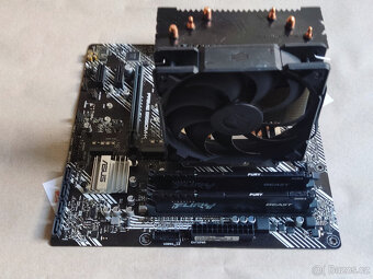 🧩 Set: Ryzen 5 5600 + B550M-K + 32GB DDR4 + chladič – funkč - 2