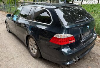 BMW E61 523i - 2