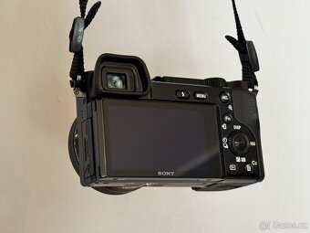 Sony Alpha 6100 + 16-50 mm - 2