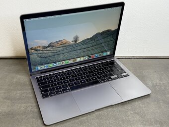 Macbook Air 13" 2020 / I5 / 8GB / 256GB / Space Gray - 2