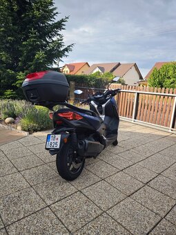 Yamaha X-MAX 300 - 2