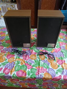 Grundig Box CT 250-reprosoustavy Německo 1980 - 2