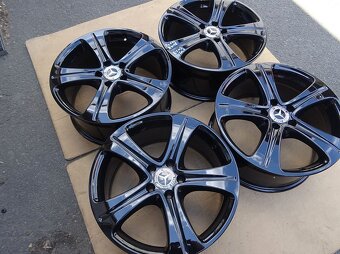 Alu disky černé Mercedes 18", 5x112, ET 43, šíře 8J - 2