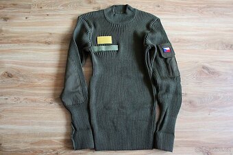 NABÍZÍM ORIGINÁLNÍ SVETR ARMÁDY ČR VLNĚNÝ VZ.95 - 2