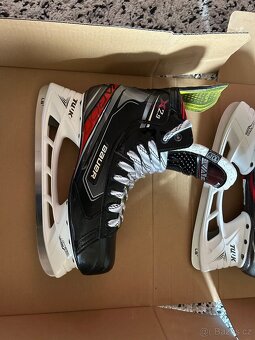 Lední brusle Bauer Vapor X2.9 - velikost 10.5 EE - 2