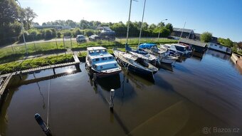 Kajutová motorová loď - 2