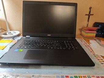 ACER ES1-731 - 2