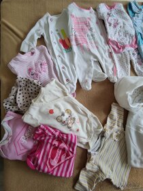 Dětské oblečení 1-2 měsíce - 2