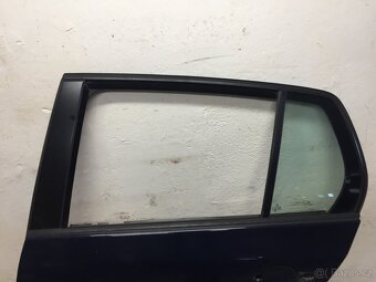 VW GOLF 5 2003-2008 - LEVÉ ZADNÍ DVEŘE MODRÉ LA5G - 2