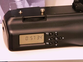 Battery grip Meike MK-50DL - pro Canon 30D,40D,50D - 2