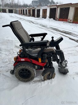 invalidní elektrický vozík - 2