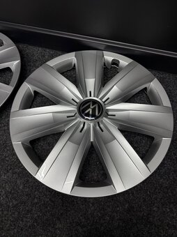Poklice / kryty kol VW 16” nove - 2