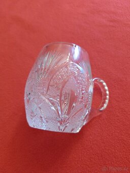 Křišťálový půllitr - 2