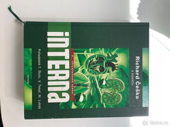 Knihy lékařská fakulta - 2