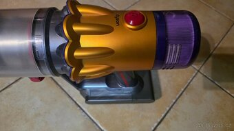 Prodam Dyson V12 Detect Slim Absolute 2023 - 2