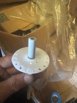 Hmoždinka fasádní - 2