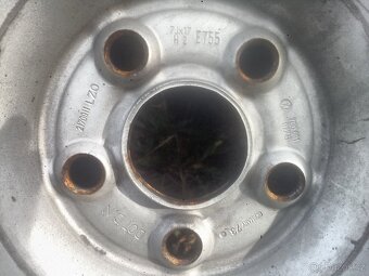 VW transportér T5 originál kola 215/60/17c - 2