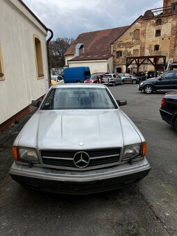 Mercedes-Benz 560 SEC (W126) - 2