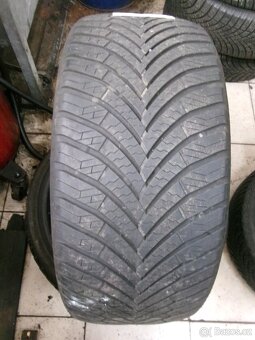 235/35 R19 LINGLONG (5,5mm) č.14688 - 2