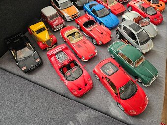 Modely 1:18 - 2