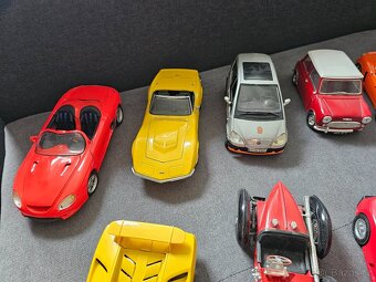 Modely 1:18 - 2