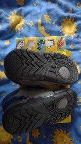 NOVÉ boty pro kluka vel 25 - 2