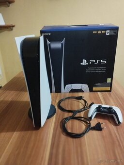 PlayStation 5 Digitální edice 825 GB - 2