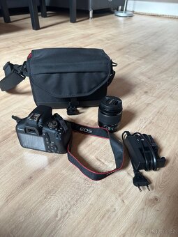 Canon EOS 2000D + EF-S 18-55 mm - 2