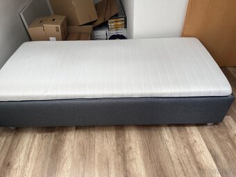 Postel s úložným prostorem - 2