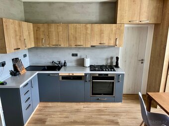Prodám byt 3+1 91 m² s garáží - 2