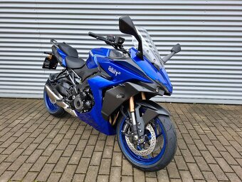 Suzuki GSX-S 1000 GT 2025 (MODRÁ) - 2