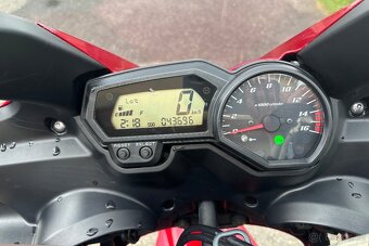Yamaha FZ6 S2 - 2