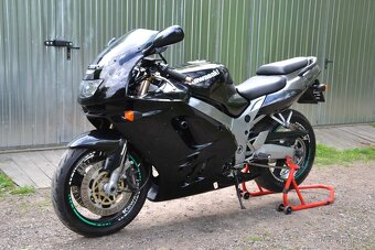 Kawasaki ZX-9R Ninja, facelift, 104kw - AKCE - 2