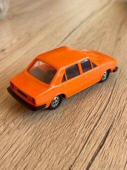 KDN Škoda 120LS 1:43 oranžová - 2