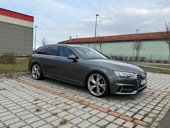 Audi A4 Avant 3.0 V6 S-Line - 2