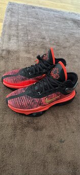 Tenisky Nike HJ6625-900 - 2