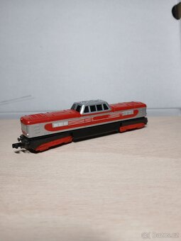 Vláčky n - 2
