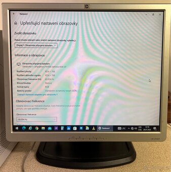 PC monitor 19” HP - 2