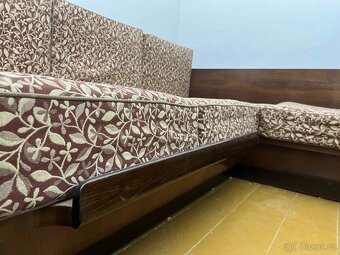 Starožitný gauč - 2