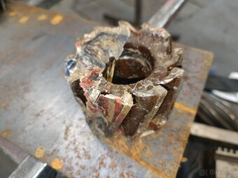 Prodám novou frézu 80x50 - 2