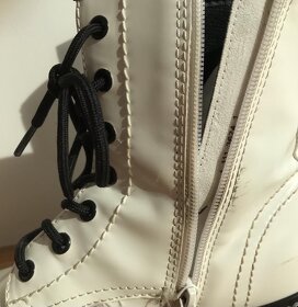 Bile kotnikove boty CATWALK - 2