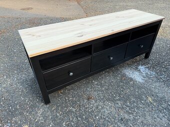 IKEA Hemnes TV stolek - černohnědý - 2