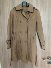 Damsky trenchcoat , velikost S. Super stav - 2