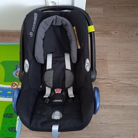 Autosedačka MAXI-COSI - 2